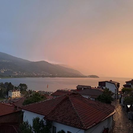 Sun & Moon Apartment Ohrid Exterior foto